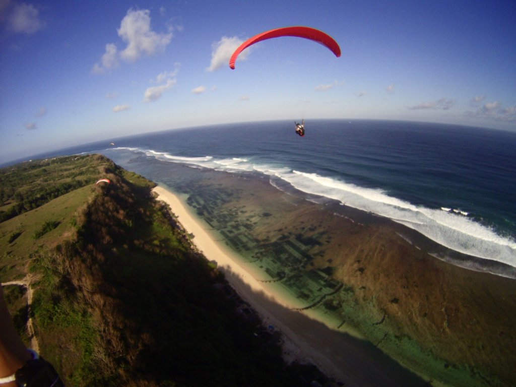 indonesia-paragliding-537.jpg