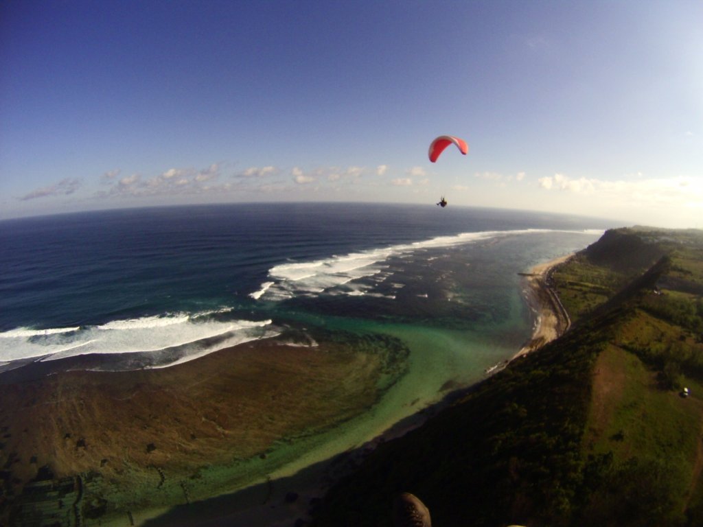 indonesia-paragliding-536.jpg