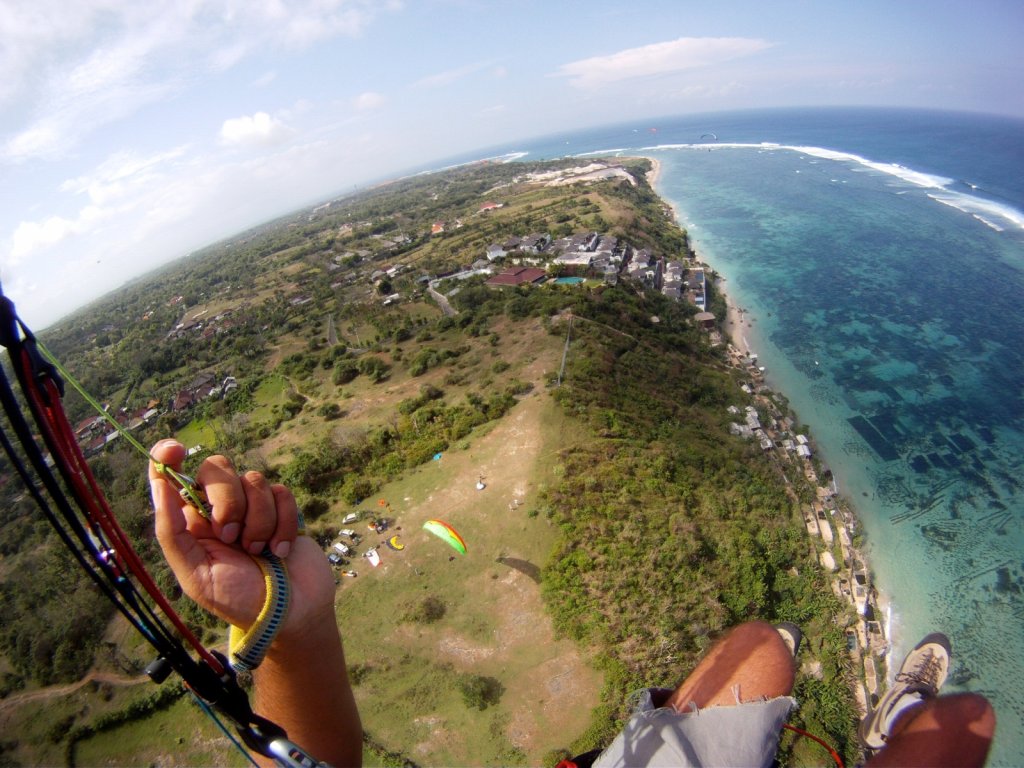 indonesia-paragliding-517.jpg