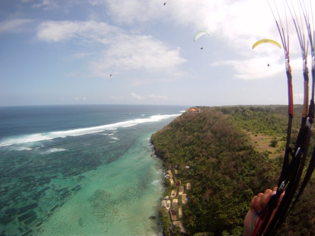 indonesia-paragliding-515.jpg