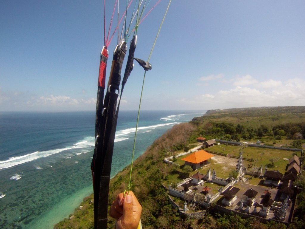 indonesia-paragliding-484.jpg