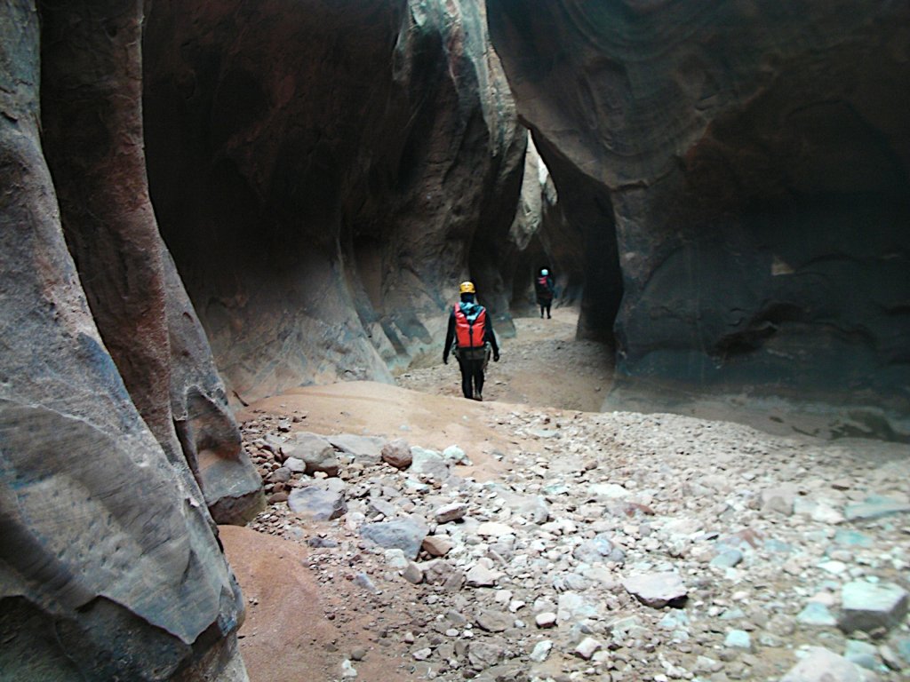 escalante-canyoneering-2009-075.jpg